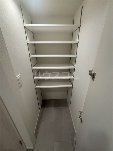 ����7