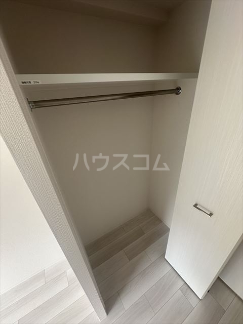 ����6