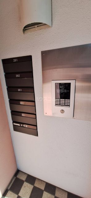 ����22