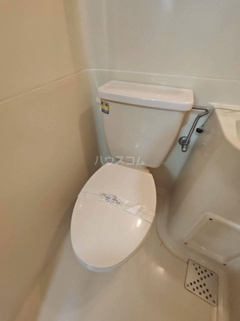 ����4