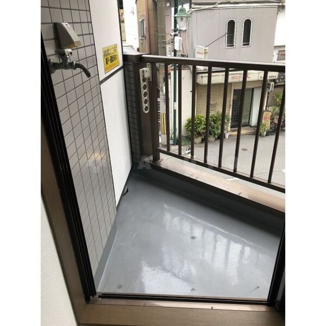 ����6