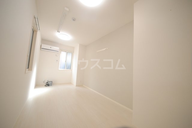 ����1