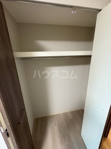 ����7