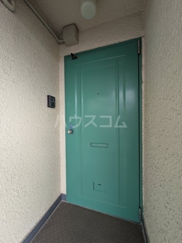 ����26