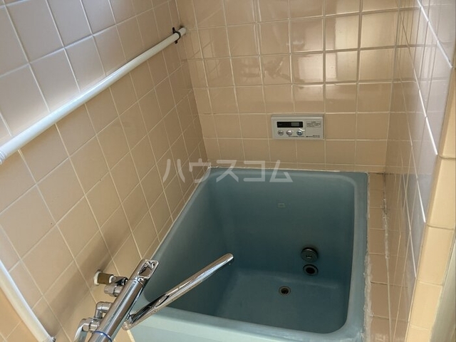����2