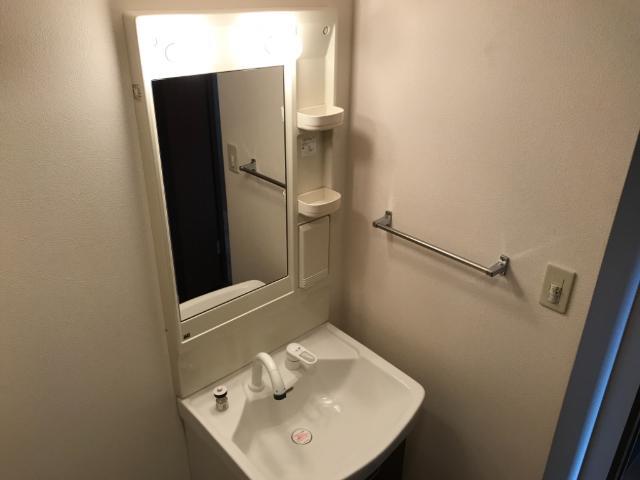 ����6