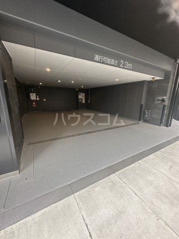 ����13