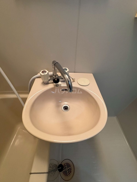 ����5