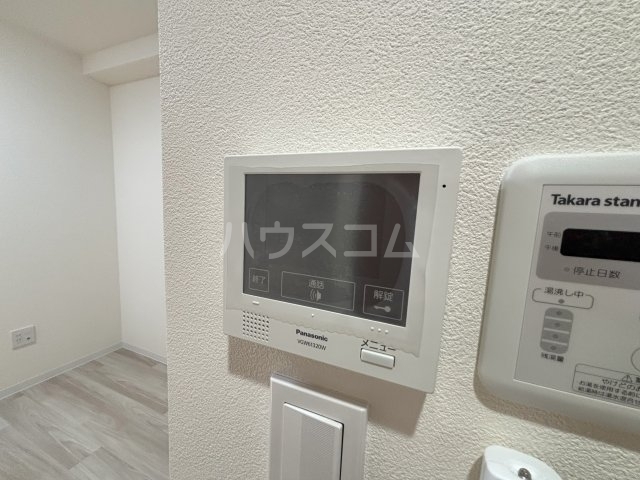 ����10