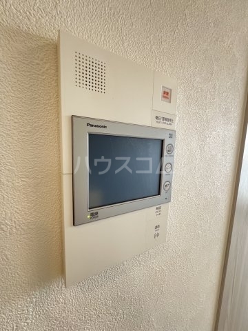 ����8