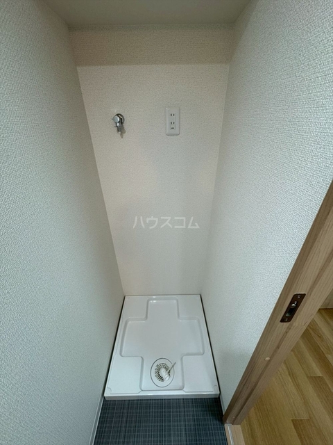 ����19