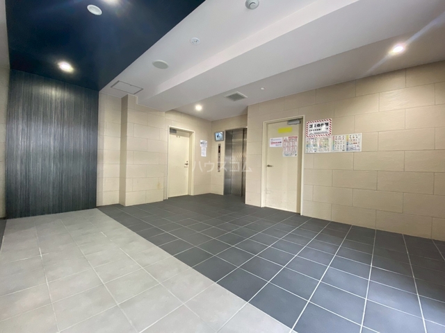 ����14