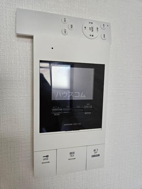 ����11