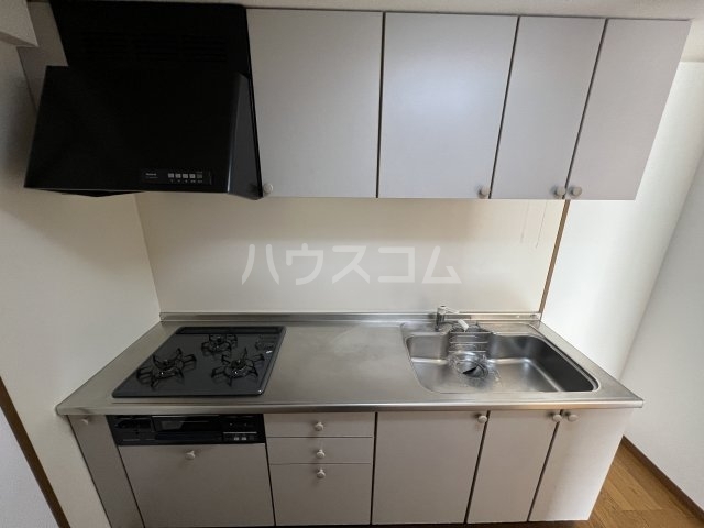����19