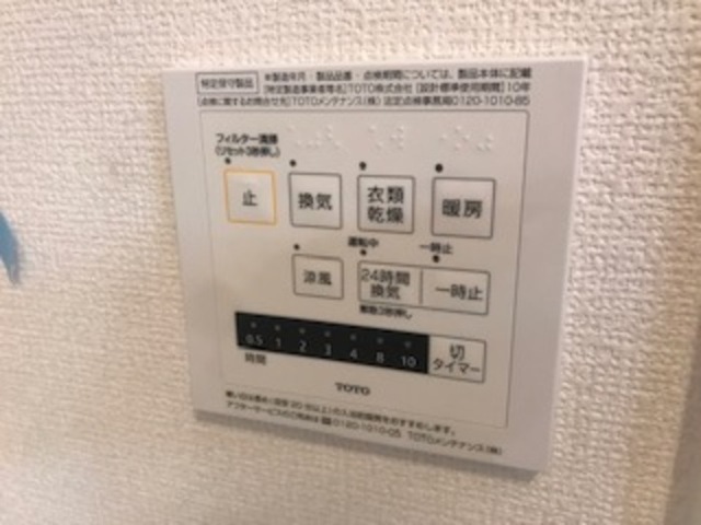 ����11