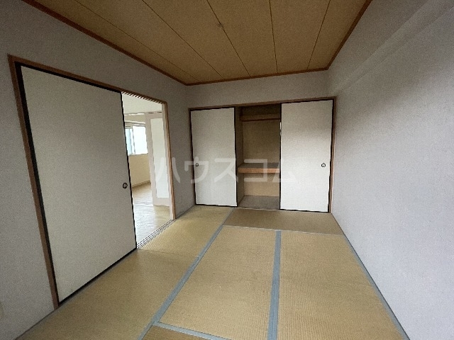����6