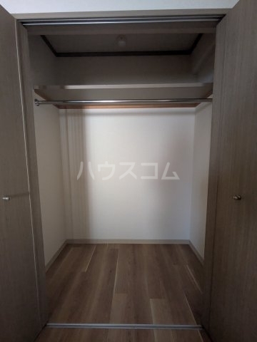 ����6