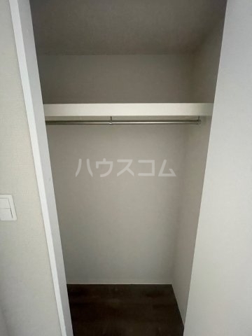 ����7