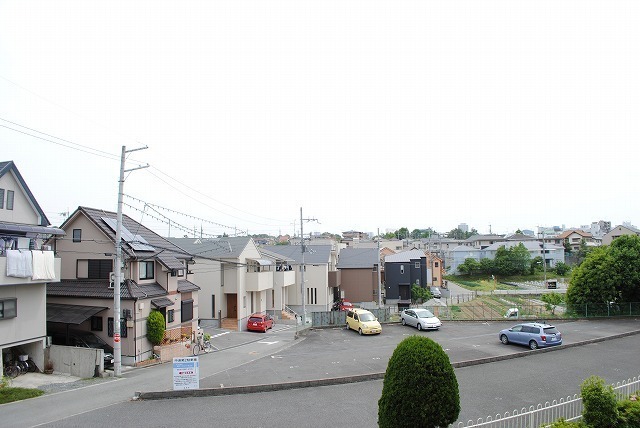 ����11