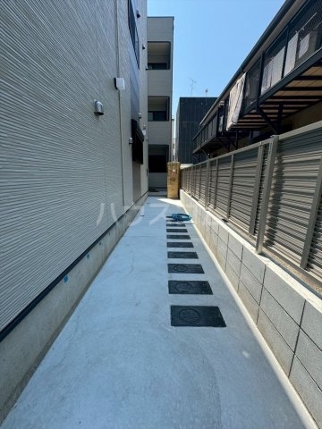 ����1