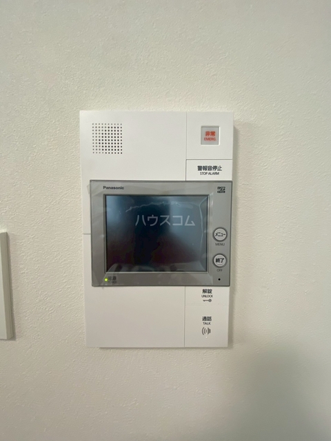 ����10
