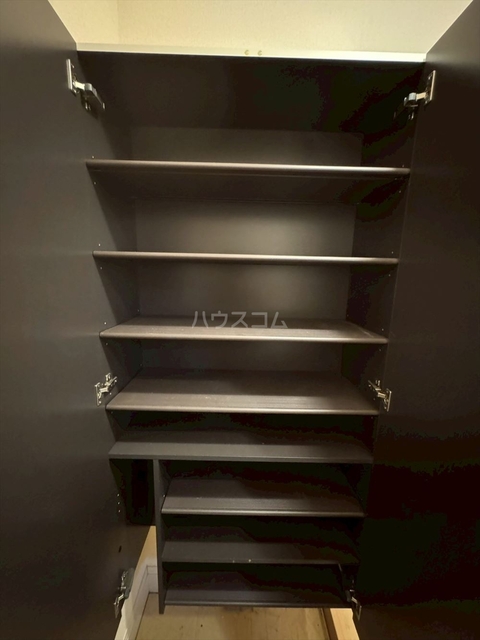 ����19