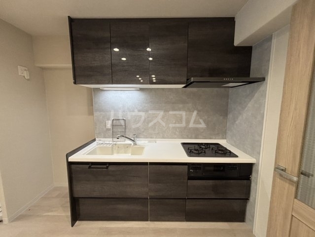 ����2