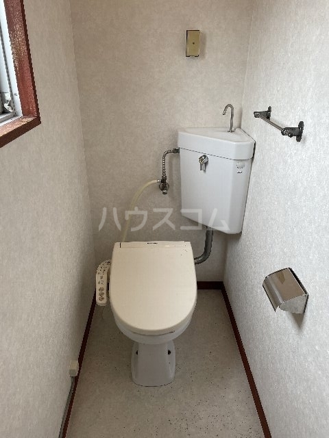 ����16
