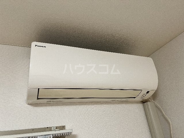 ����7