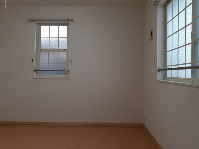 ����6
