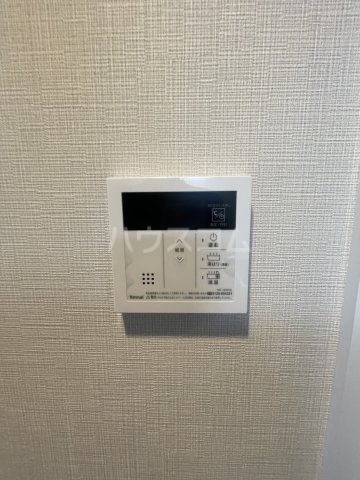 ����22