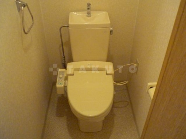 ����5