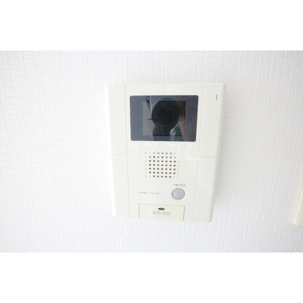 ����10