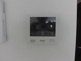 ����11