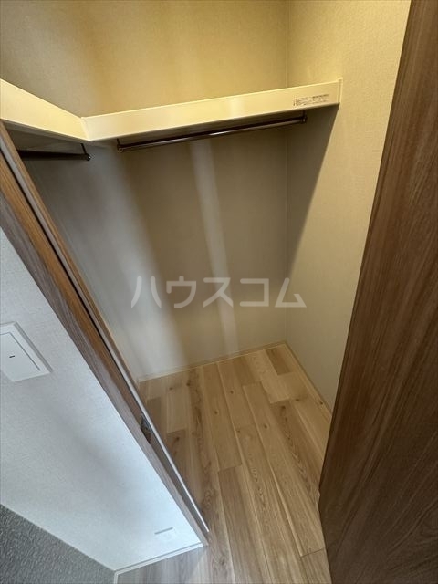 ����7