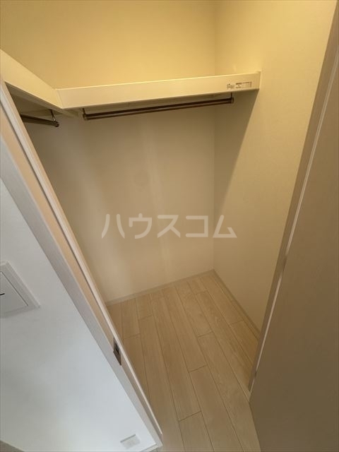 ����7