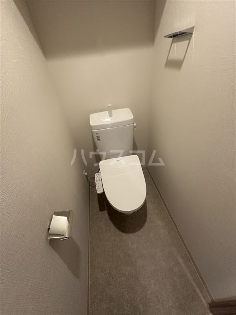 ����14