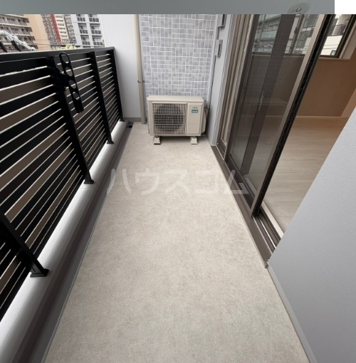 ����10