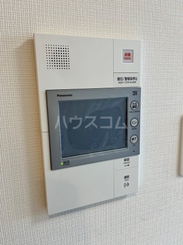 ����10