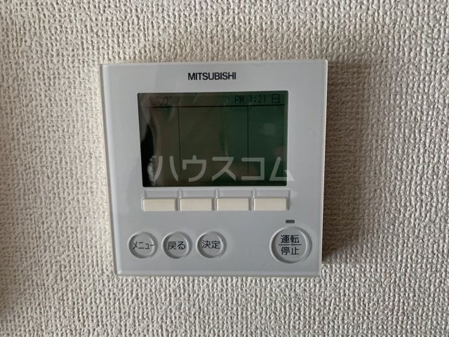 ����11