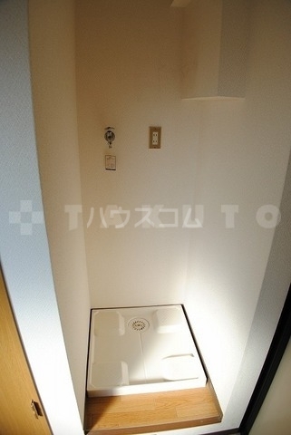 ����10