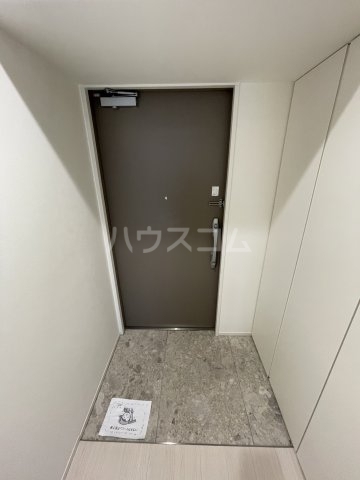 ����8