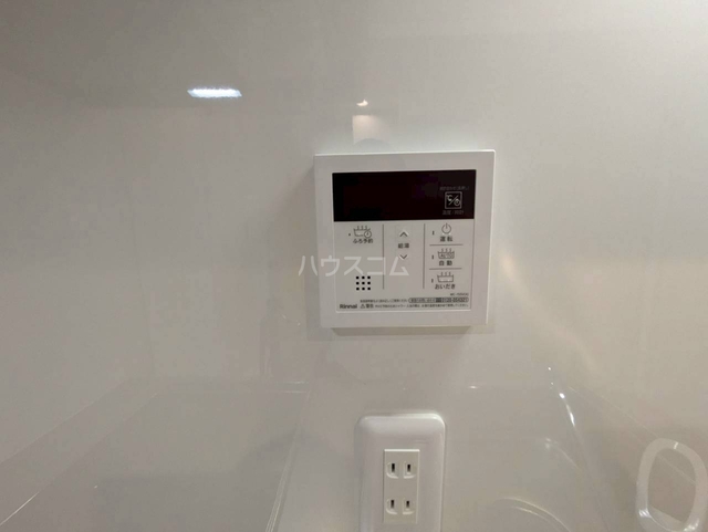 ����11