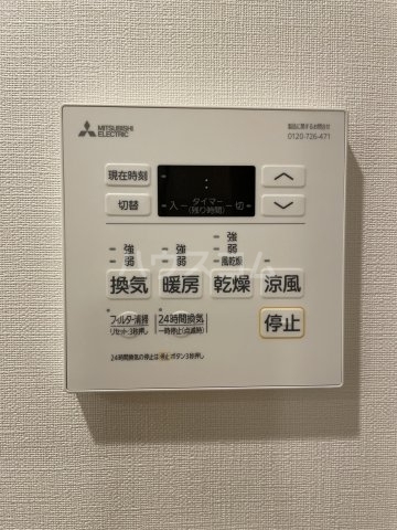 ����10