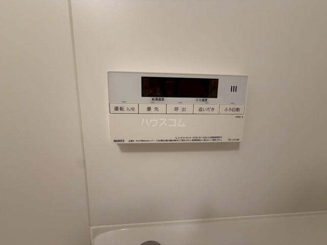 ����24