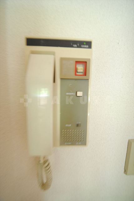 ����11
