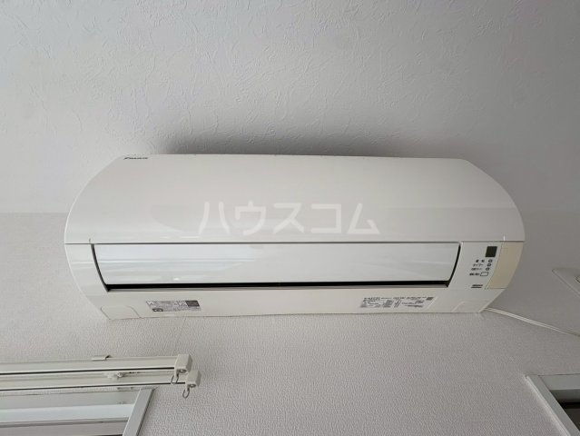 ����10