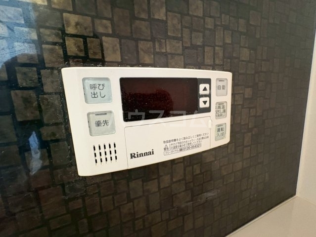 ����22