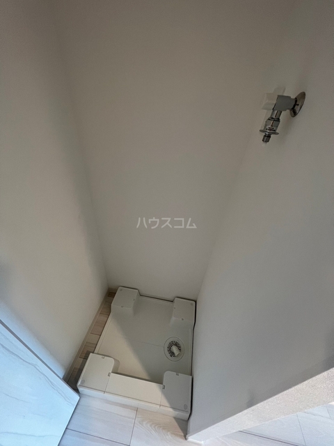 ����14
