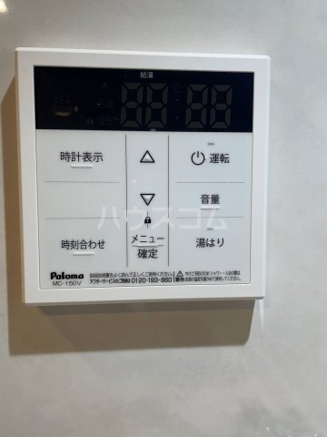 ����17